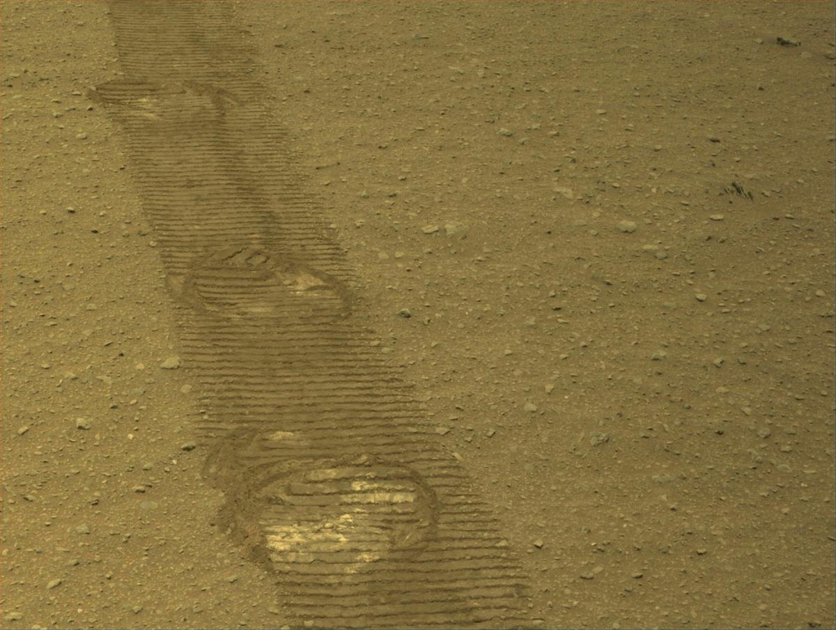 This image was taken by NAVCAM_LEFT onboard NASA's Mars rover Perseverance on Sol 658