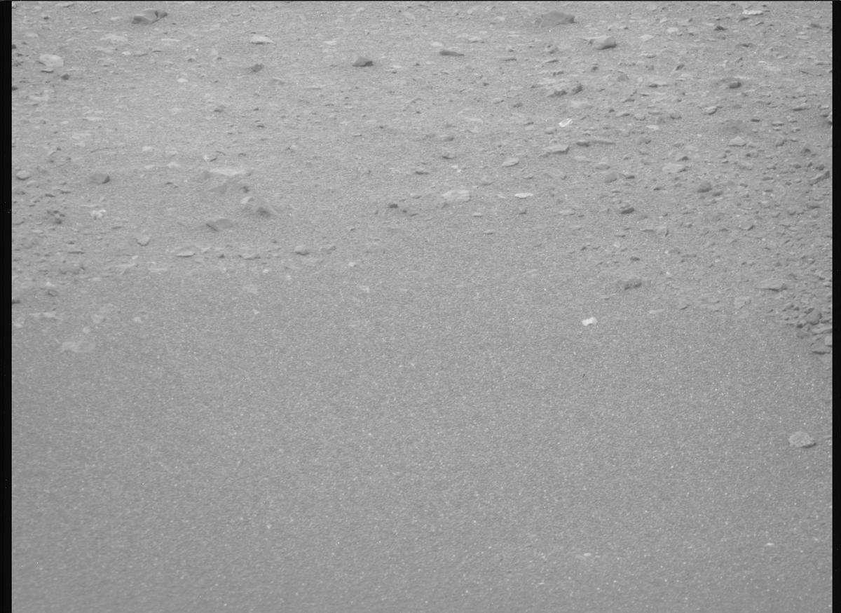 This image was taken by MCZ_RIGHT onboard NASA's Mars rover Perseverance on Sol 662
