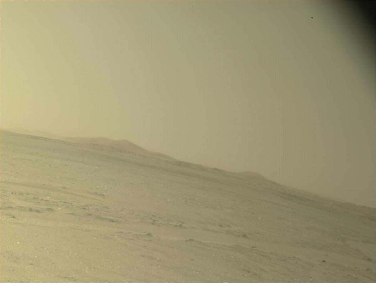 This image was taken by NAVCAM_RIGHT onboard NASA's Mars rover Perseverance on Sol 663
