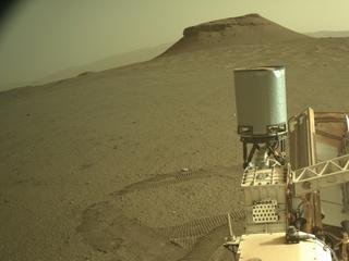 View image taken on Mars, Mars Perseverance Sol 663: Right Navigation Camera (Navcam)