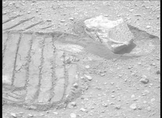View image taken on Mars, Mars Perseverance Sol 663: Right Mastcam-Z Camera