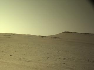 View image taken on Mars, Mars Perseverance Sol 667: Left Navigation Camera (Navcam)