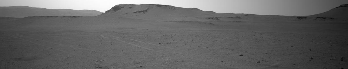 This image was taken by NAVCAM_LEFT onboard NASA's Mars rover Perseverance on Sol 669