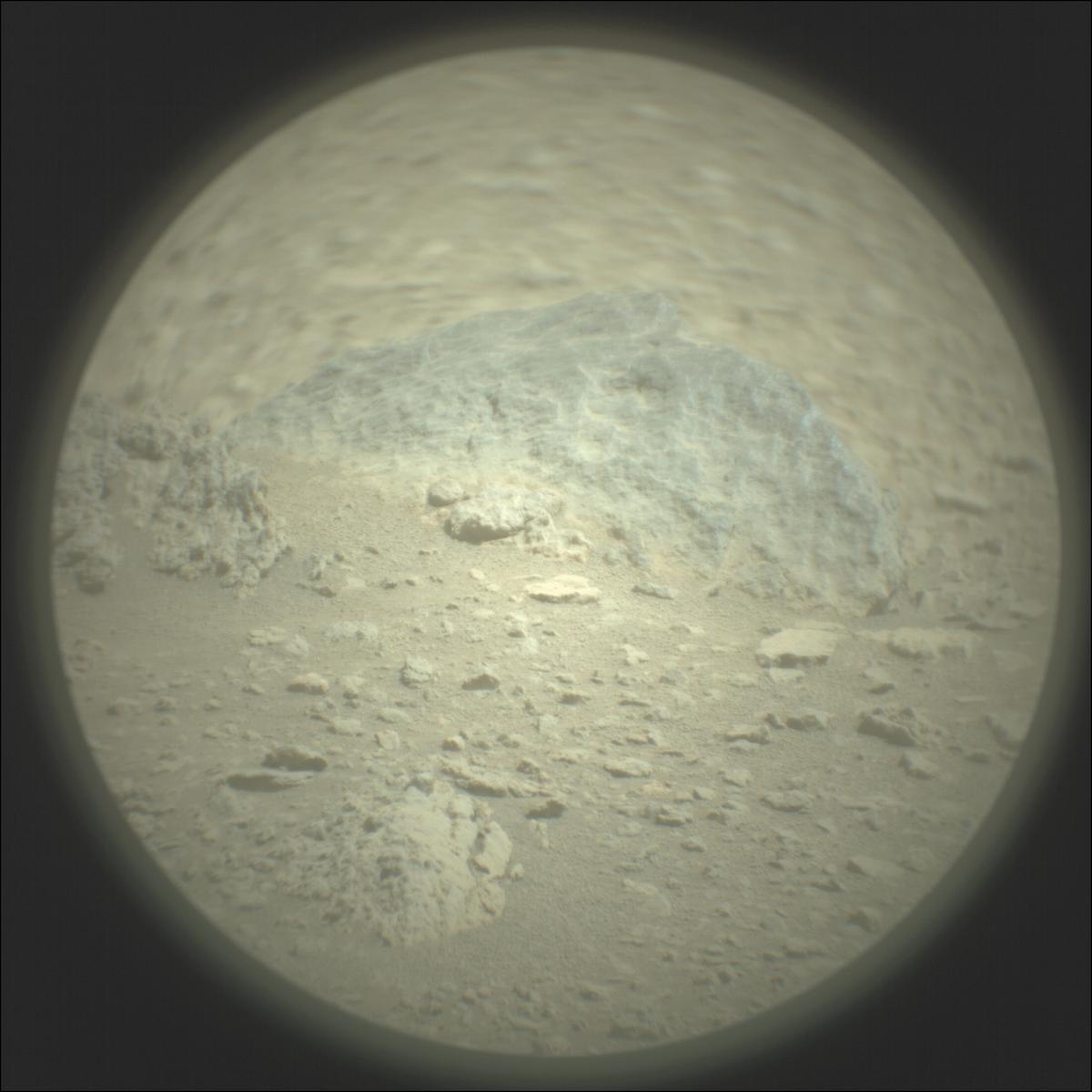 This image was taken by SUPERCAM_RMI onboard NASA's Mars rover Perseverance on Sol 670