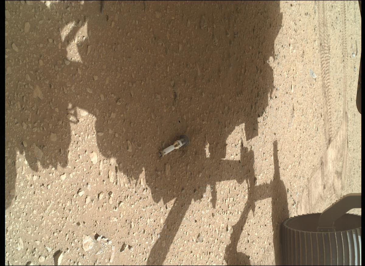 This image was taken by SHERLOC_WATSON onboard NASA's Mars rover Perseverance on Sol 672