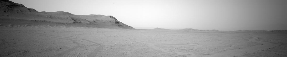 This image was taken by NAVCAM_LEFT onboard NASA's Mars rover Perseverance on Sol 673