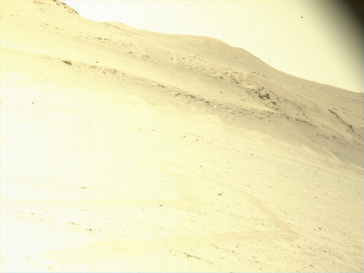 This image was taken by NAVCAM_RIGHT onboard NASA's Mars rover Perseverance on Sol 674