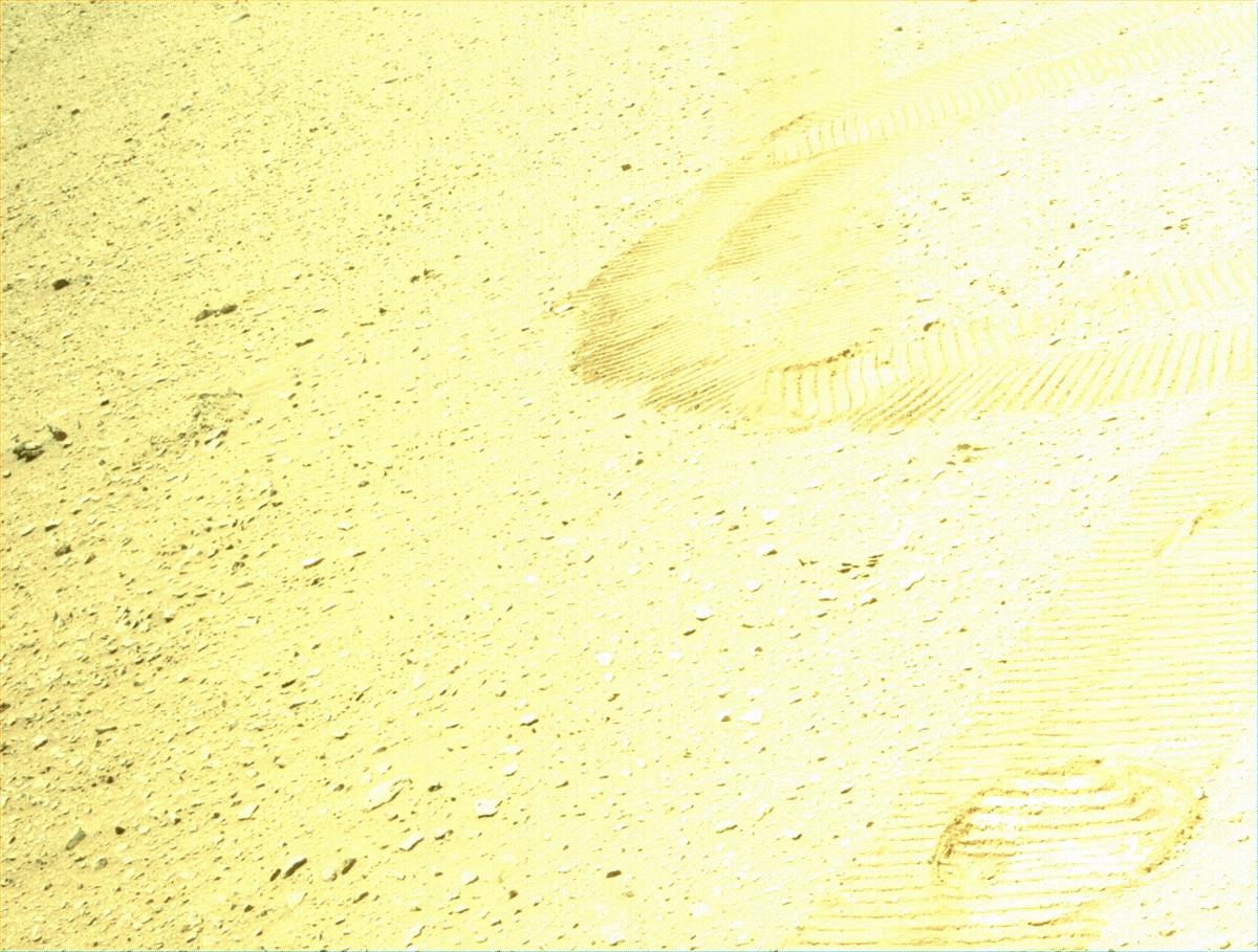 This image was taken by NAVCAM_RIGHT onboard NASA's Mars rover Perseverance on Sol 678