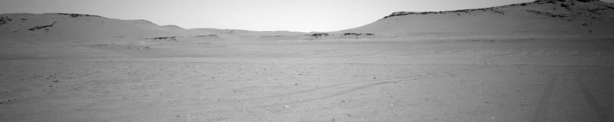 This image was taken by NAVCAM_LEFT onboard NASA's Mars rover Perseverance on Sol 680