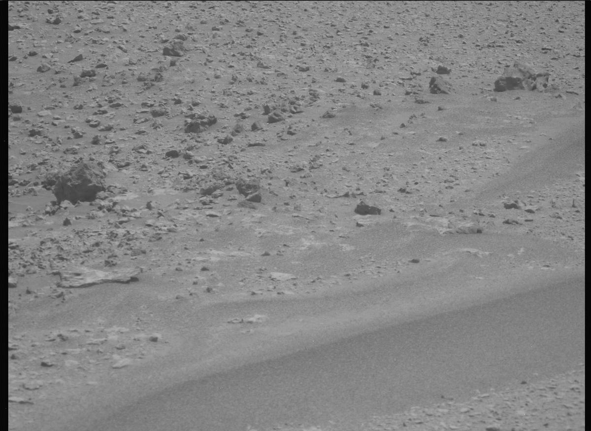 This image was taken by MCZ_LEFT onboard NASA's Mars rover Perseverance on Sol 681