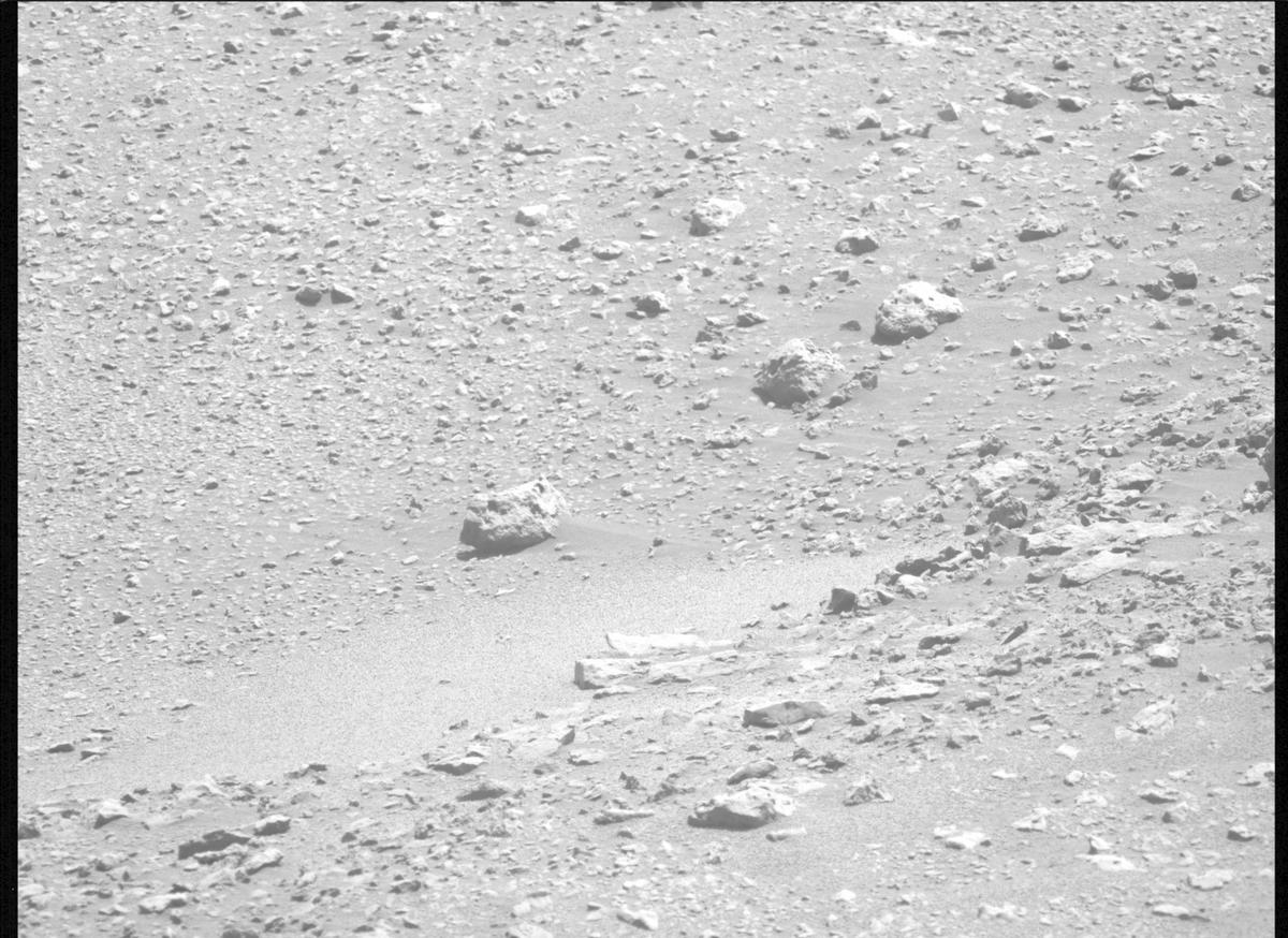 This image was taken by MCZ_LEFT onboard NASA's Mars rover Perseverance on Sol 681