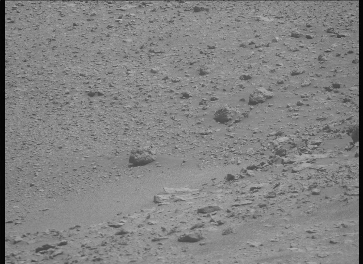 This image was taken by MCZ_RIGHT onboard NASA's Mars rover Perseverance on Sol 681