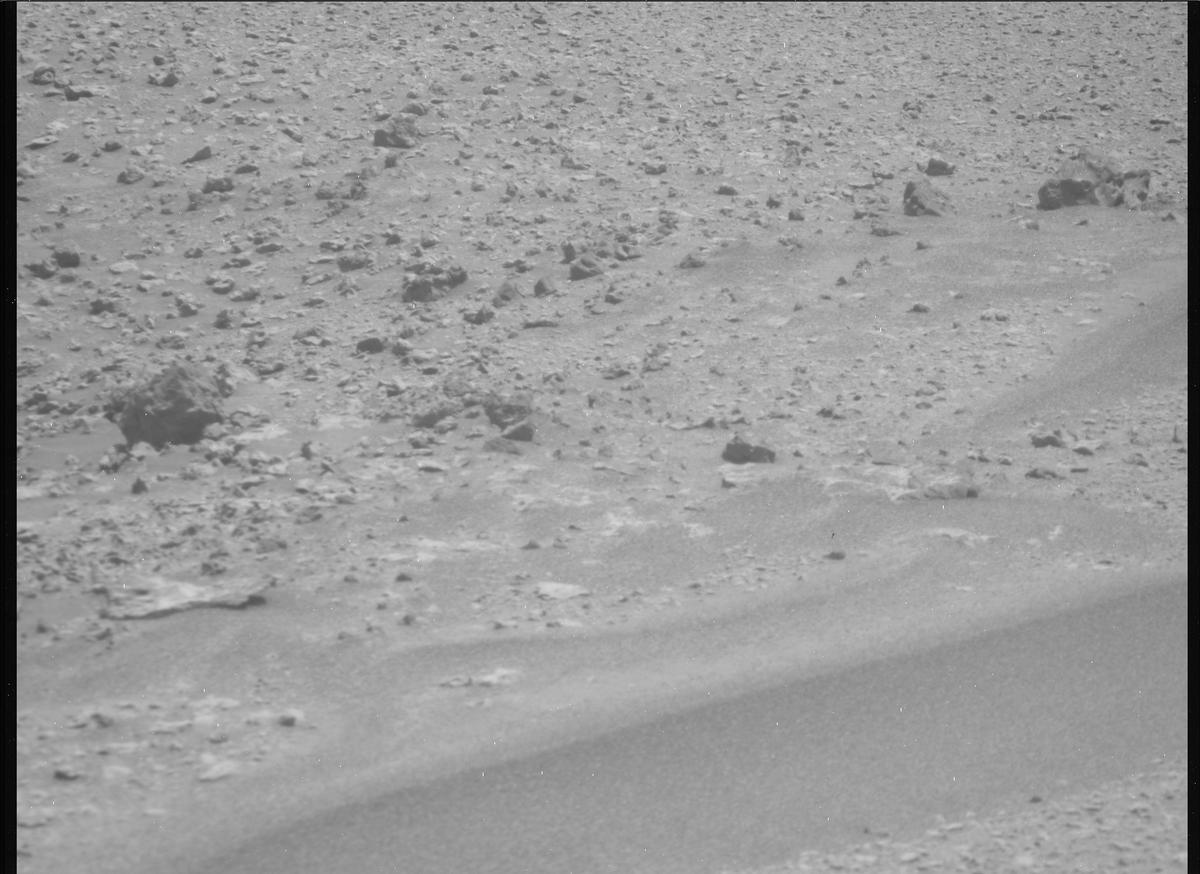 This image was taken by MCZ_RIGHT onboard NASA's Mars rover Perseverance on Sol 681