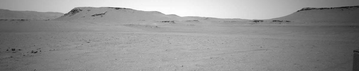 This image was taken by NAVCAM_LEFT onboard NASA's Mars rover Perseverance on Sol 682