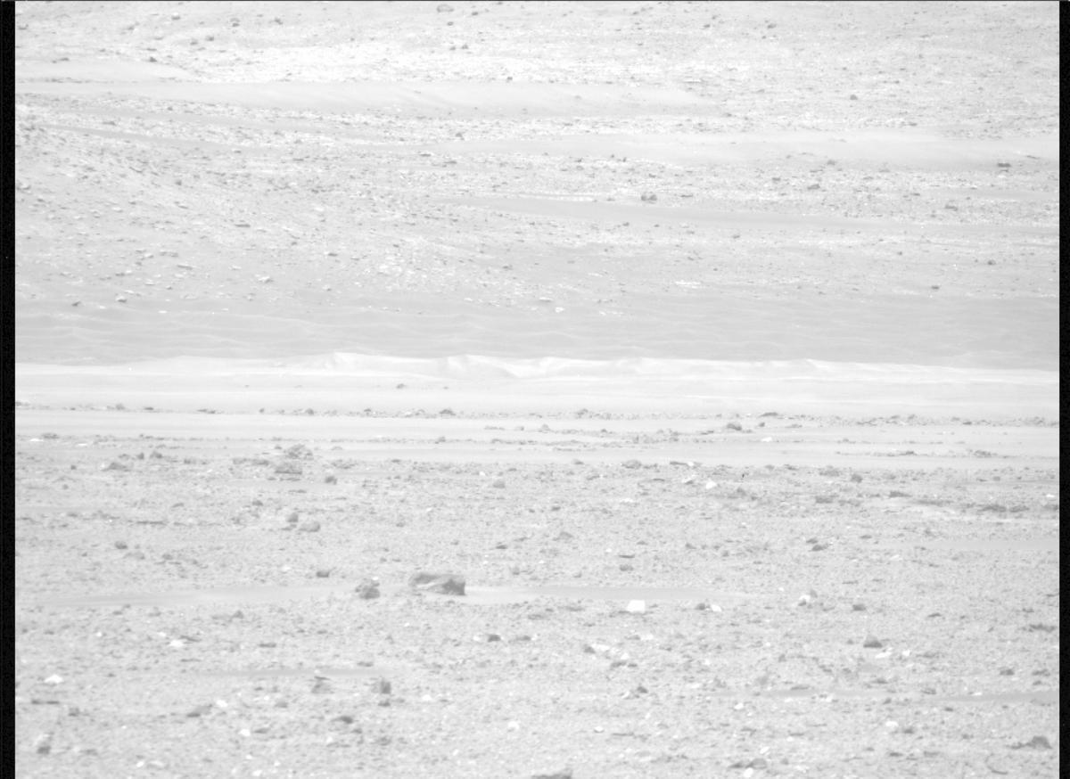 This image was taken by MCZ_RIGHT onboard NASA's Mars rover Perseverance on Sol 682