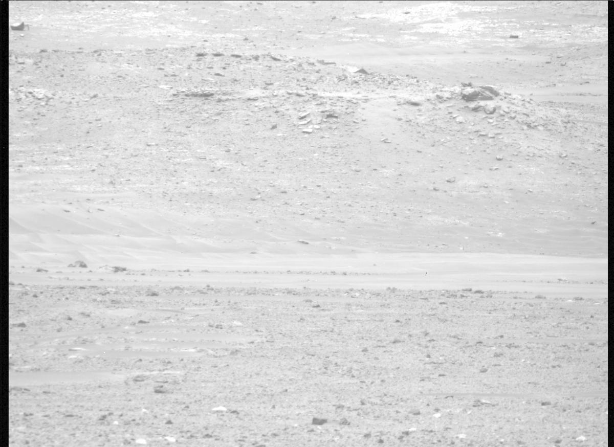 This image was taken by MCZ_RIGHT onboard NASA's Mars rover Perseverance on Sol 682