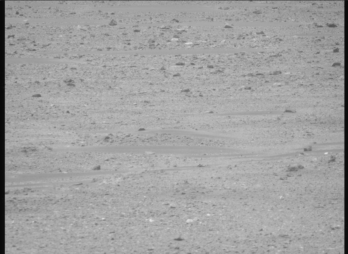 This image was taken by MCZ_RIGHT onboard NASA's Mars rover Perseverance on Sol 682