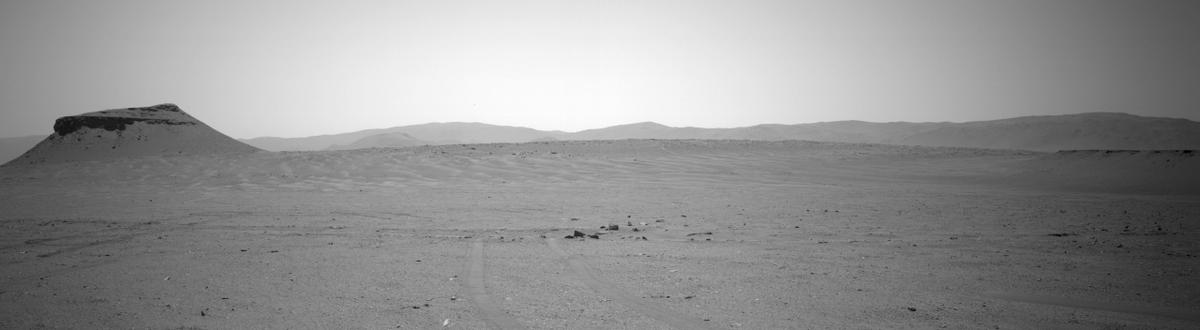 This image was taken by NAVCAM_LEFT onboard NASA's Mars rover Perseverance on Sol 686
