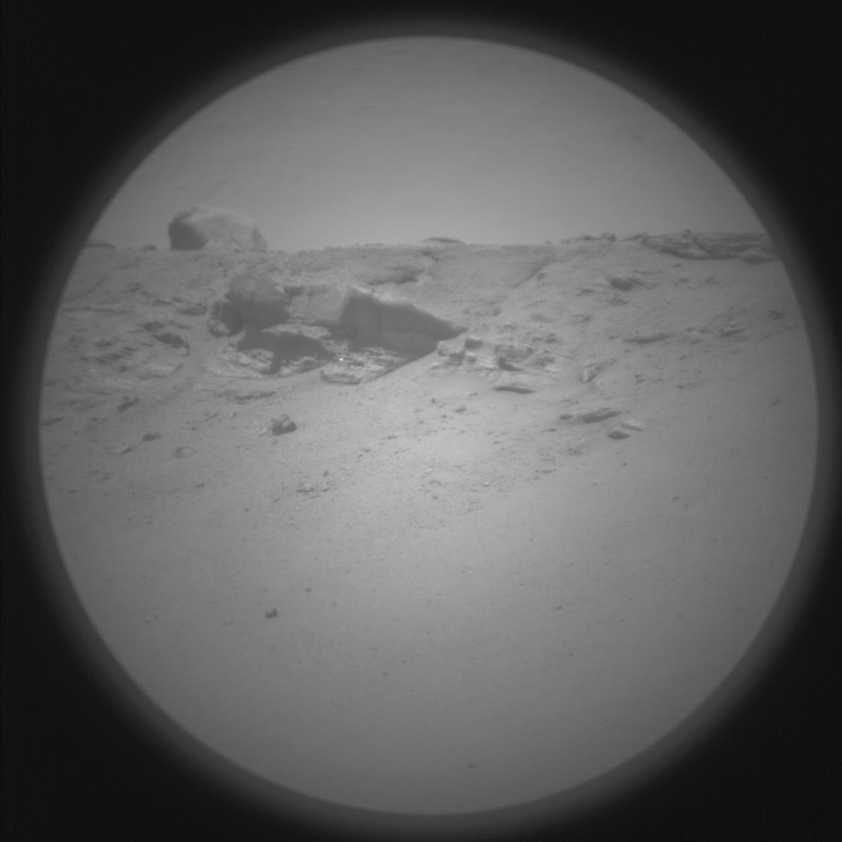 This image was taken by SUPERCAM_RMI onboard NASA's Mars rover Perseverance on Sol 686