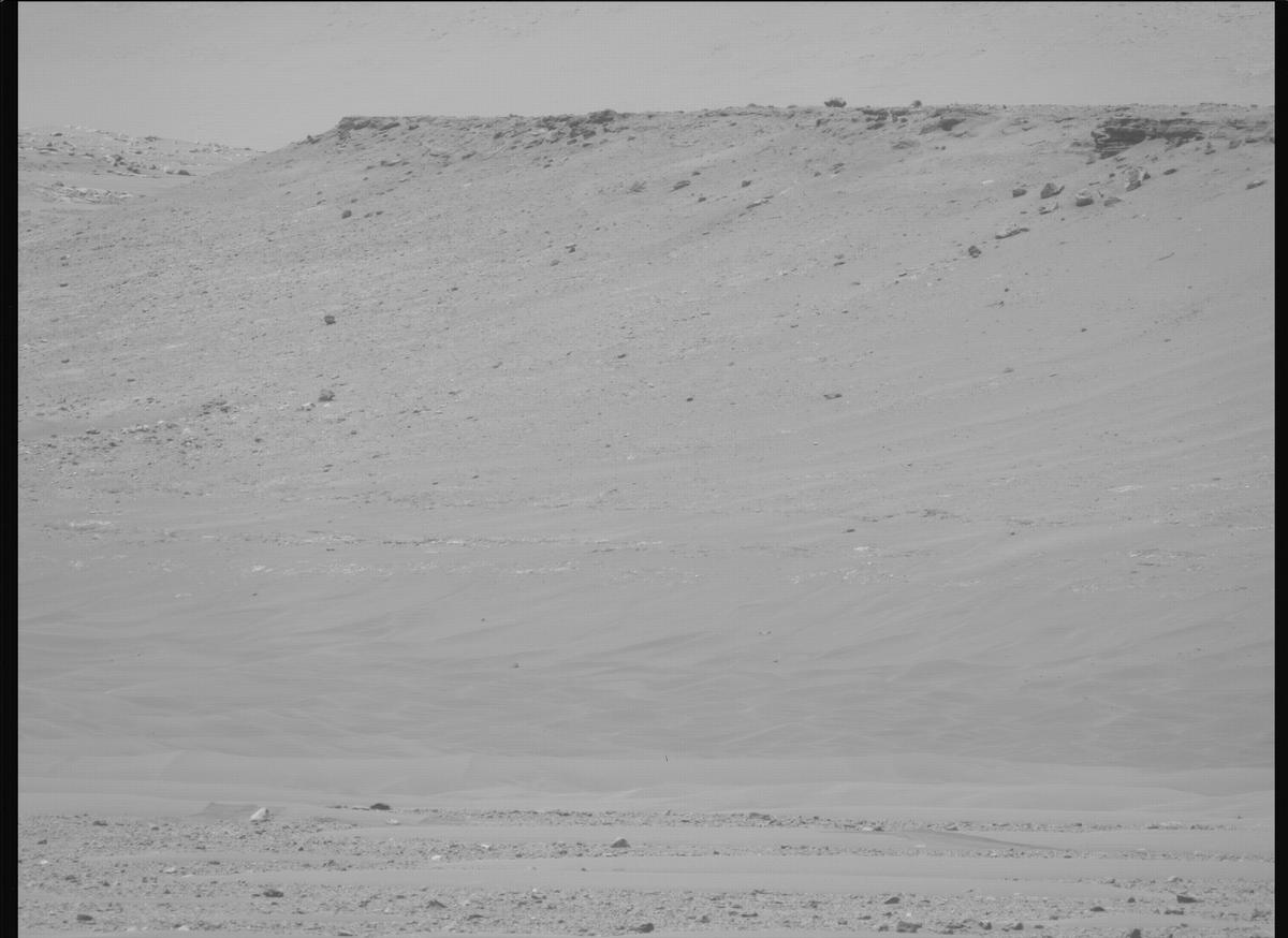 This image was taken by MCZ_LEFT onboard NASA's Mars rover Perseverance on Sol 686