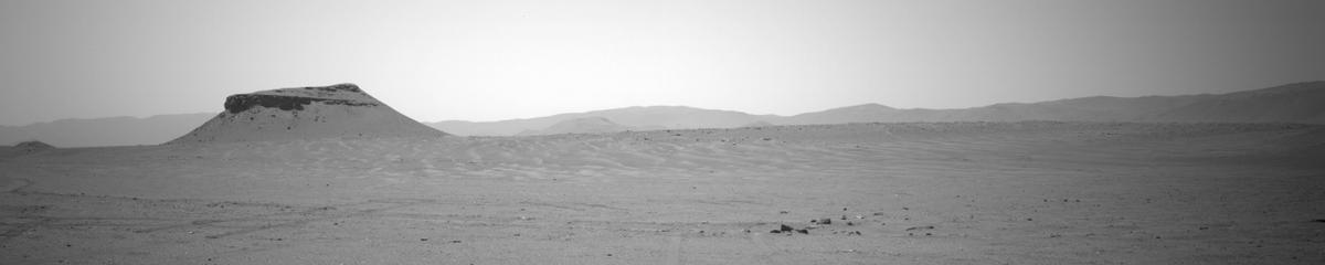 This image was taken by NAVCAM_LEFT onboard NASA's Mars rover Perseverance on Sol 687