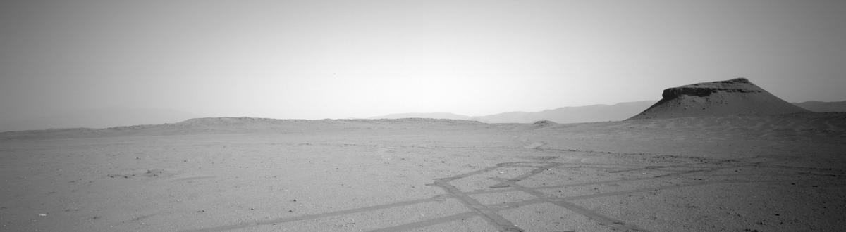 This image was taken by NAVCAM_LEFT onboard NASA's Mars rover Perseverance on Sol 688