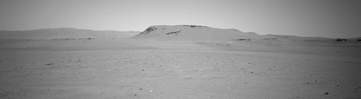 This image was taken by NAVCAM_LEFT onboard NASA's Mars rover Perseverance on Sol 690