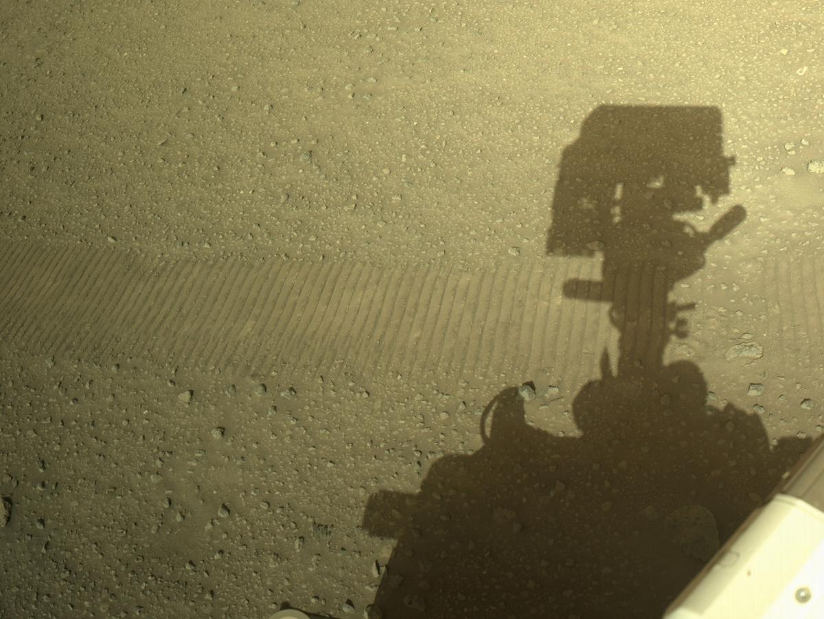 This image was taken by NAVCAM_RIGHT onboard NASA's Mars rover Perseverance on Sol 693