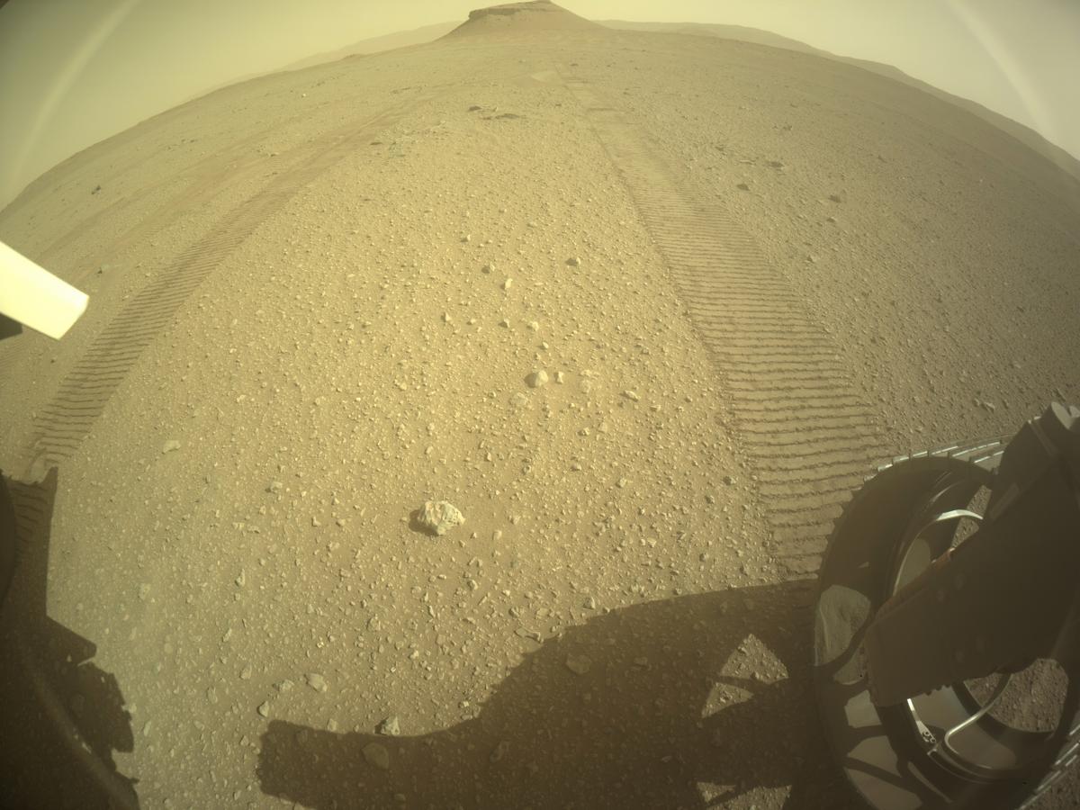 This image was taken by REAR_HAZCAM_RIGHT onboard NASA's Mars rover Perseverance on Sol 693