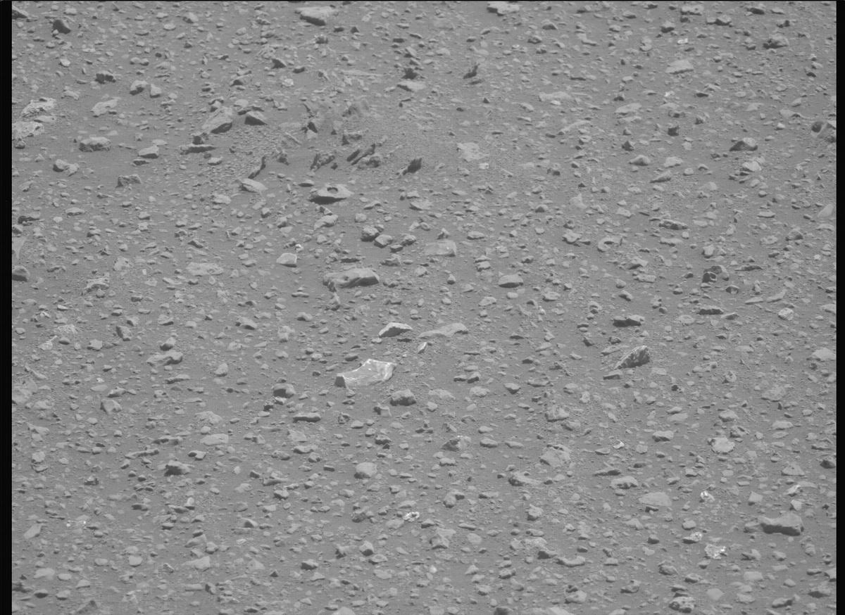 This image was taken by MCZ_LEFT onboard NASA's Mars rover Perseverance on Sol 693