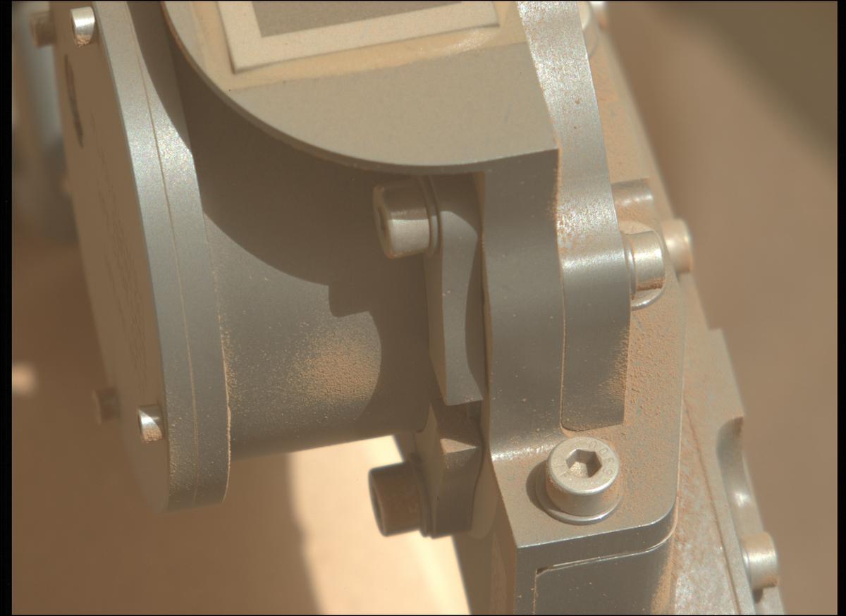 This image was taken by MCZ_LEFT onboard NASA's Mars rover Perseverance on Sol 693