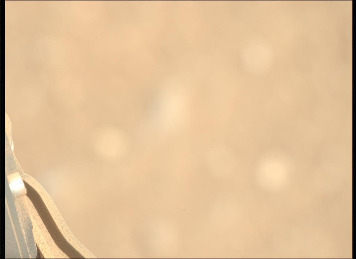 This image was taken by MCZ_LEFT onboard NASA's Mars rover Perseverance on Sol 693