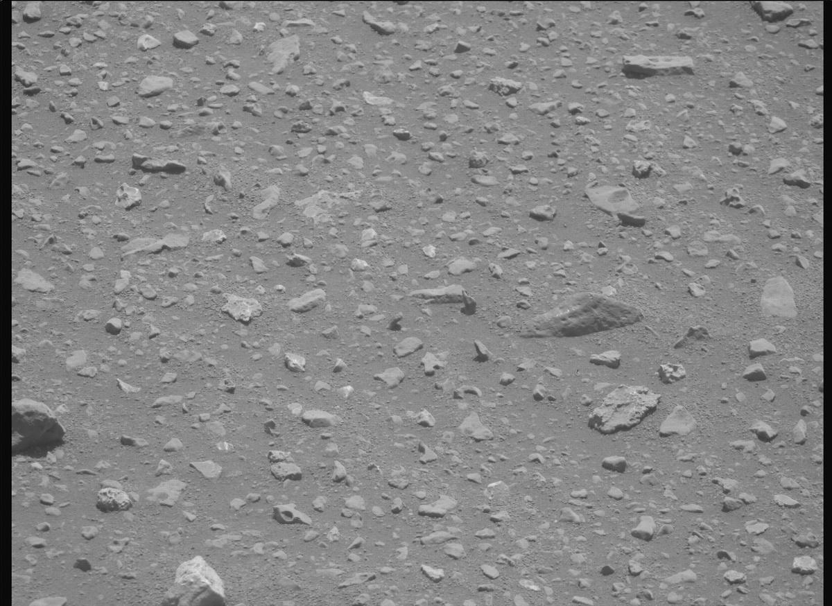 This image was taken by MCZ_RIGHT onboard NASA's Mars rover Perseverance on Sol 693