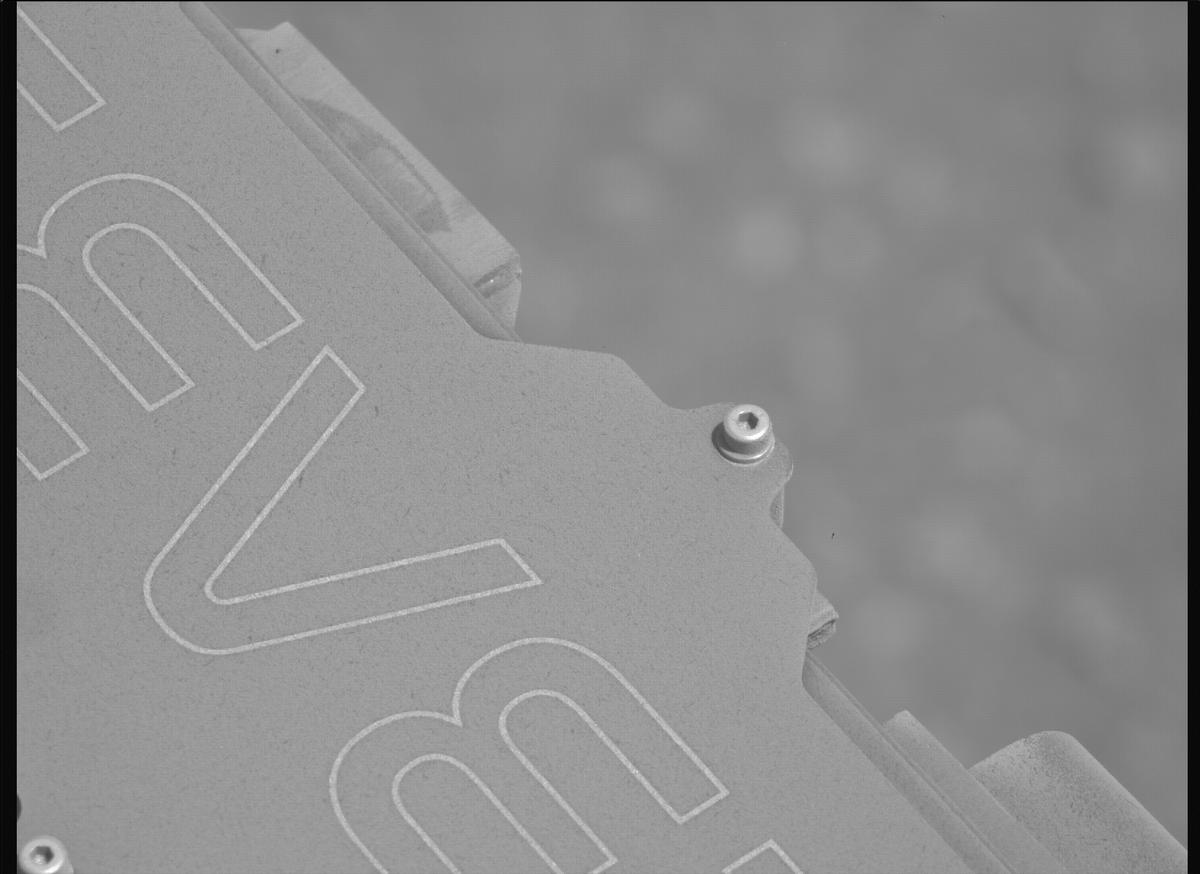 This image was taken by MCZ_RIGHT onboard NASA's Mars rover Perseverance on Sol 693