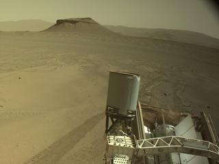 View image taken on Mars, Mars Perseverance Sol 694: Left Navigation Camera (Navcam)