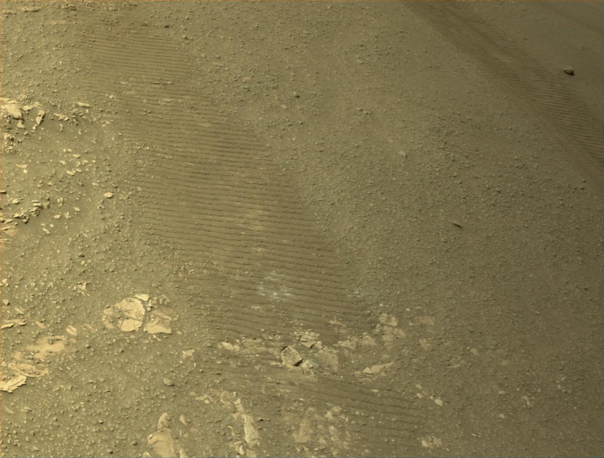 This image was taken by NAVCAM_RIGHT onboard NASA's Mars rover Perseverance on Sol 695