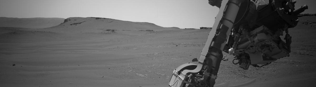 This image was taken by NAVCAM_LEFT onboard NASA's Mars rover Perseverance on Sol 697