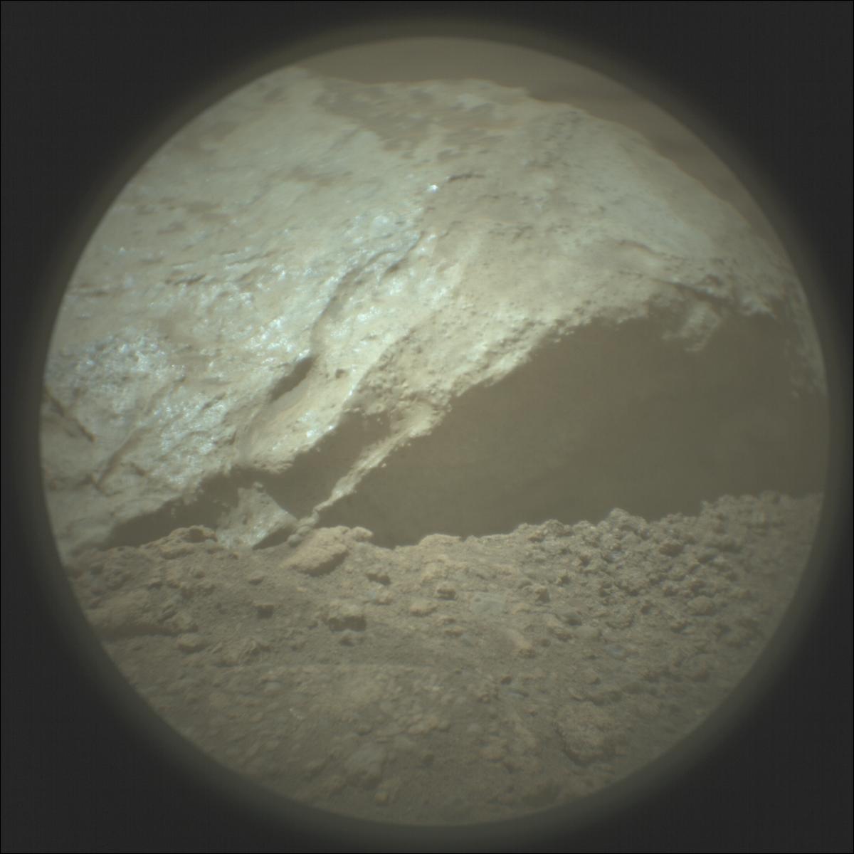 This image was taken by SUPERCAM_RMI onboard NASA's Mars rover Perseverance on Sol 701