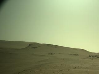 View image taken on Mars, Mars Perseverance Sol 706: Right Navigation Camera (Navcam)