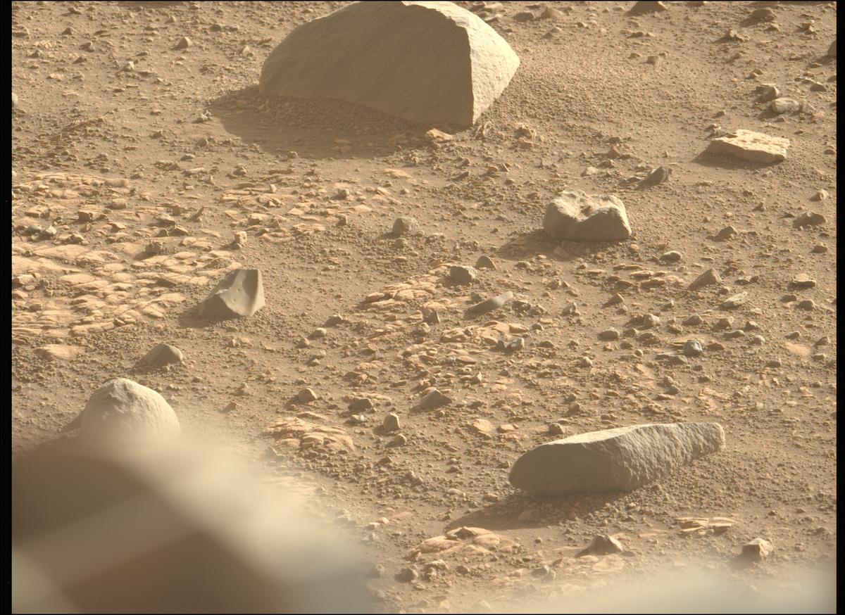 This image was taken by MCZ_LEFT onboard NASA's Mars rover Perseverance on Sol 707