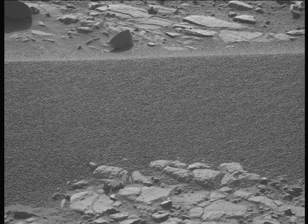 This image was taken by MCZ_LEFT onboard NASA's Mars rover Perseverance on Sol 707