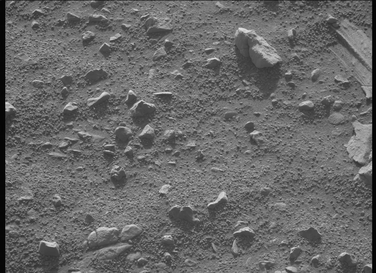 This image was taken by MCZ_RIGHT onboard NASA's Mars rover Perseverance on Sol 707