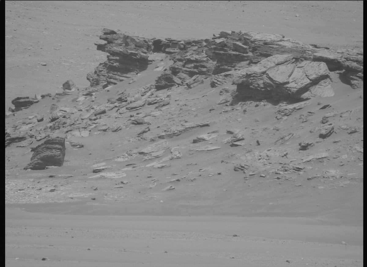 This image was taken by MCZ_LEFT onboard NASA's Mars rover Perseverance on Sol 708