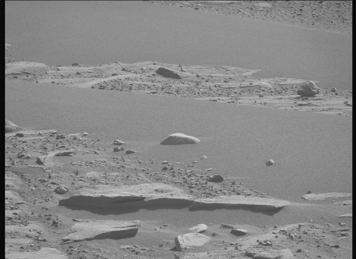 This image was taken by MCZ_RIGHT onboard NASA's Mars rover Perseverance on Sol 708
