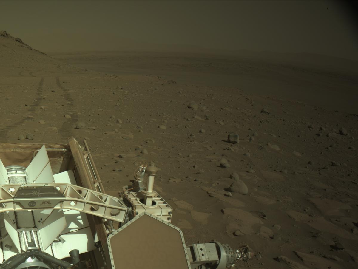This image was taken by NAVCAM_RIGHT onboard NASA's Mars rover Perseverance on Sol 709