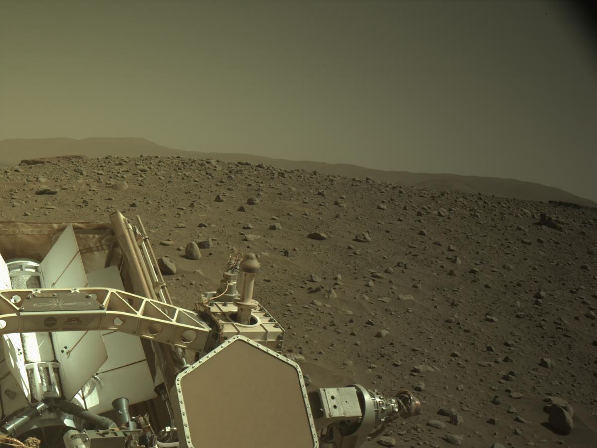 This image was taken by NAVCAM_RIGHT onboard NASA's Mars rover Perseverance on Sol 713
