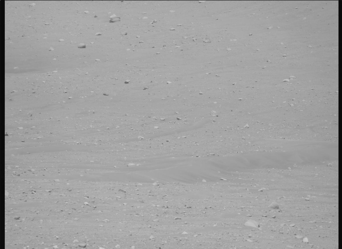 This image was taken by MCZ_RIGHT onboard NASA's Mars rover Perseverance on Sol 713