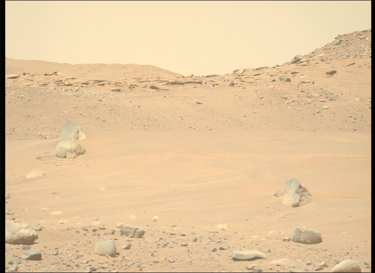 This image was taken by MCZ_LEFT onboard NASA's Mars rover Perseverance on Sol 714