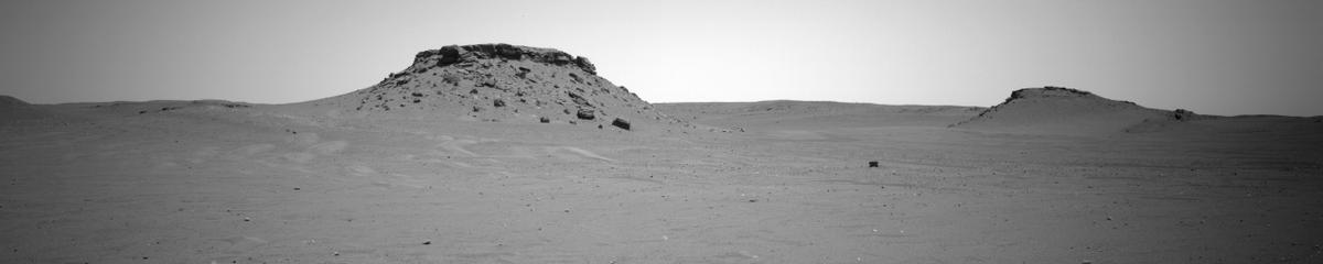 This image was taken by NAVCAM_LEFT onboard NASA's Mars rover Perseverance on Sol 715
