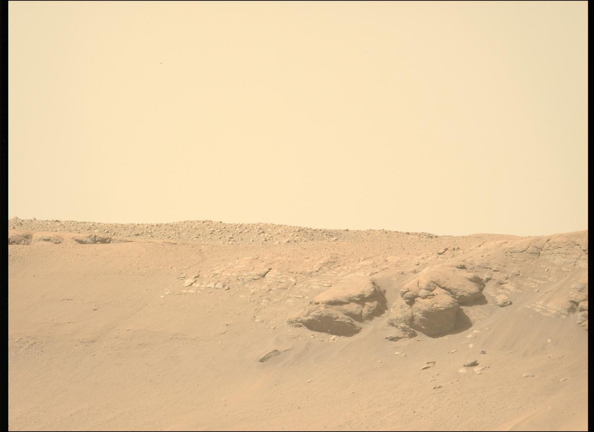 This image was taken by MCZ_LEFT onboard NASA's Mars rover Perseverance on Sol 715
